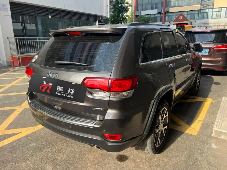 Jeep Grand Cherokee (Import)
