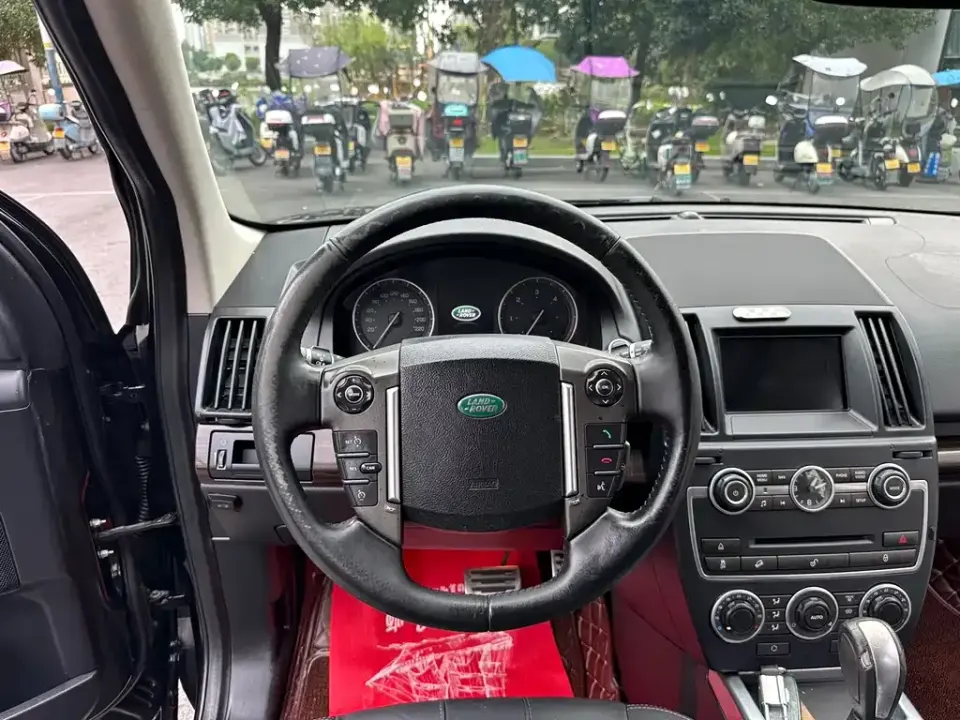 Land Rover Freelander 2