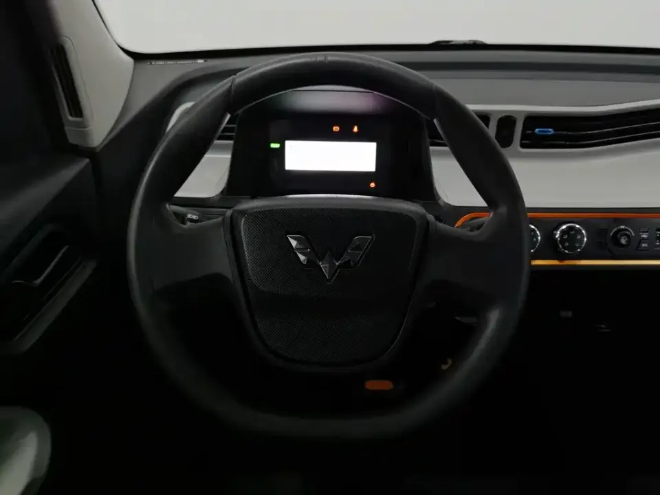 Wuling MINIEV