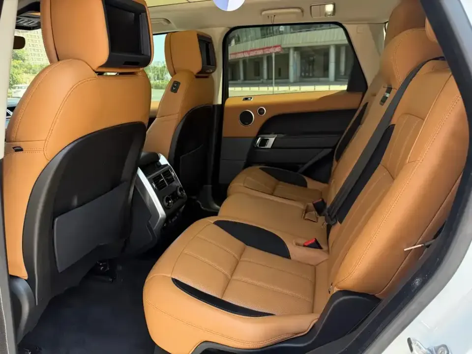 Land Rover Sport