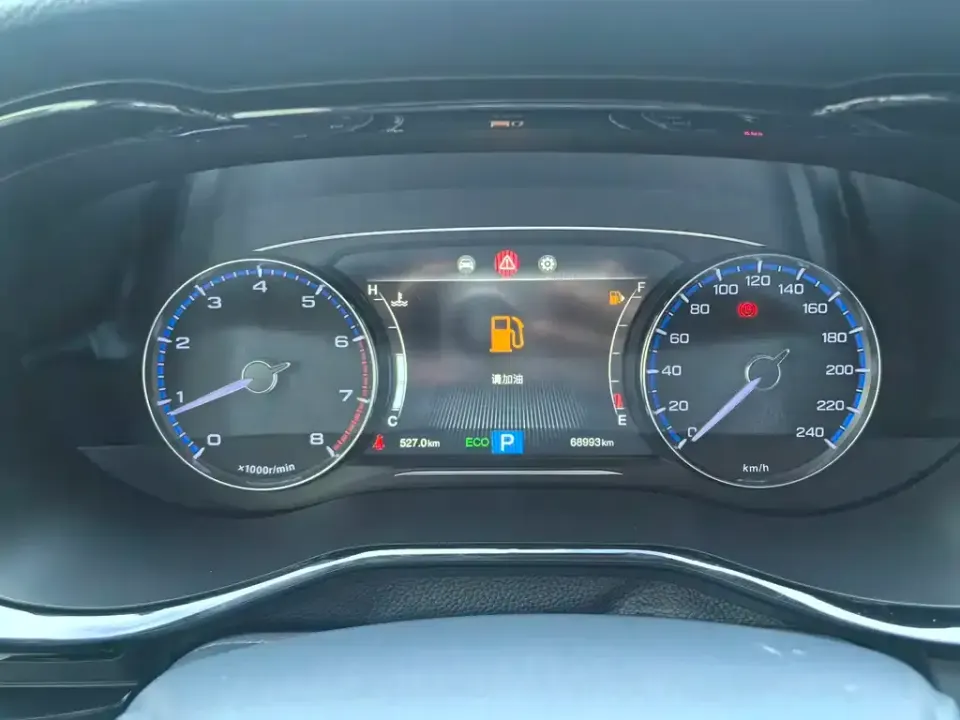 GAC Trumpchi M8