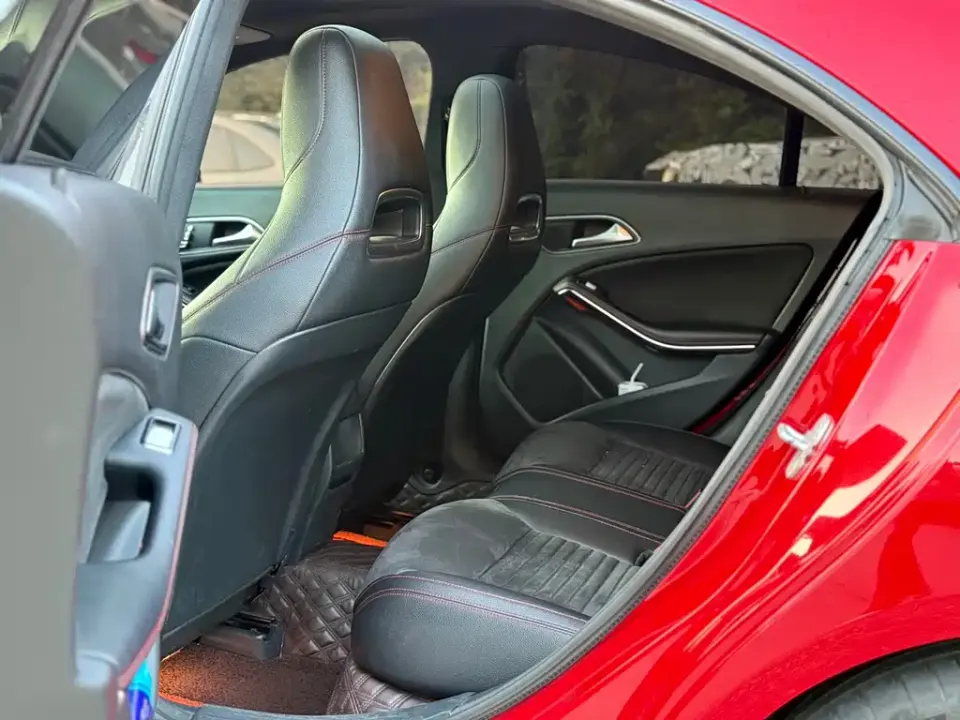 Mercedes-Benz CLA (Import)