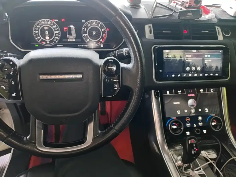 Land Rover Sport