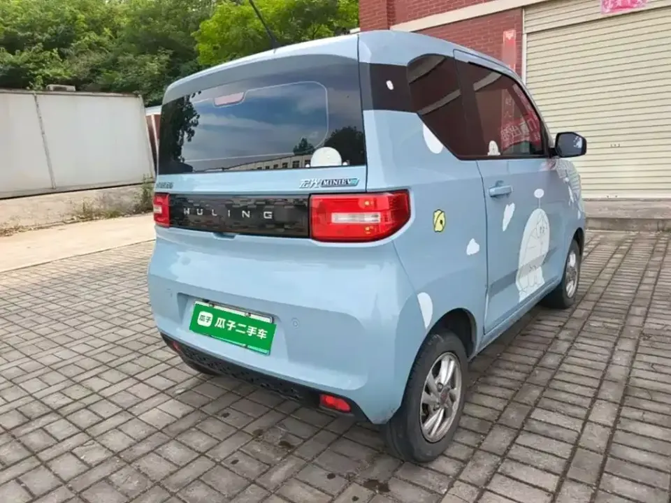 Wuling MINIEV