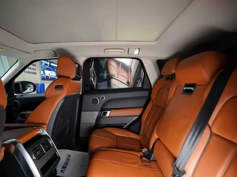 Land Rover Sport