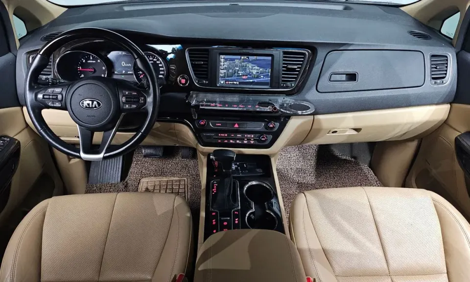 Kia Canival