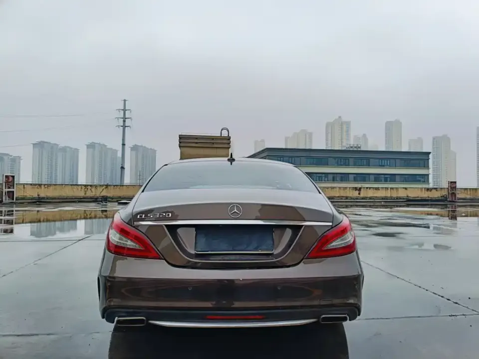 Mercedes-Benz CLS