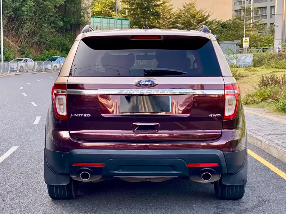 Ford Explorer (Import)