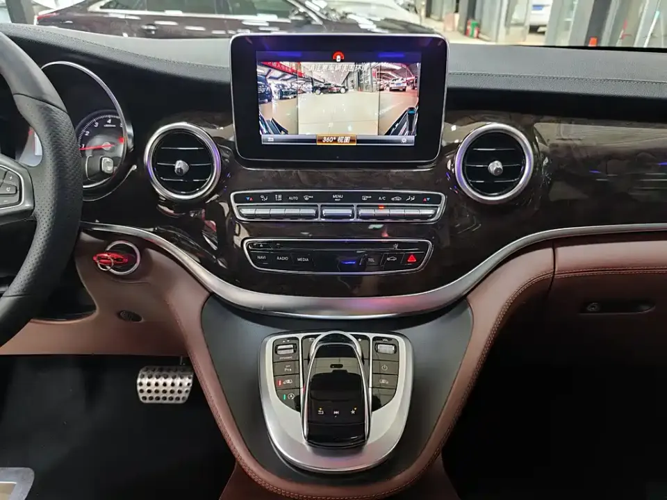 Mercedes-Benz V-Class