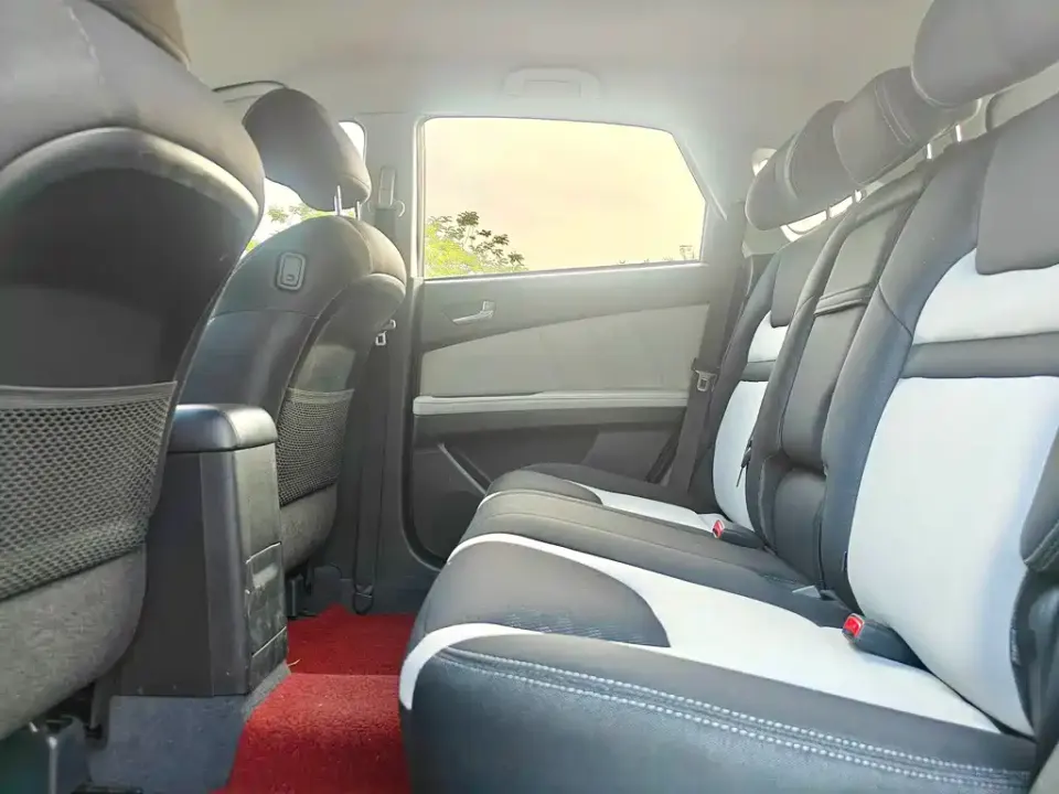 Luxgen U6