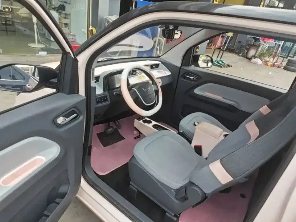 Wuling MINIEV