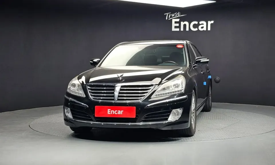 Hyundai Equus