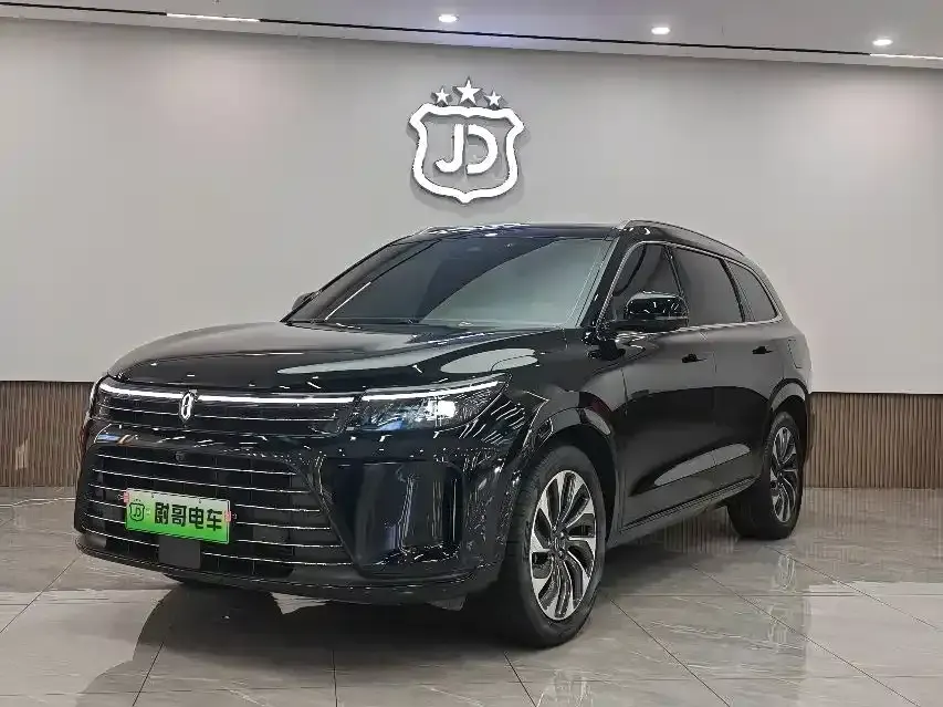 AITO M7