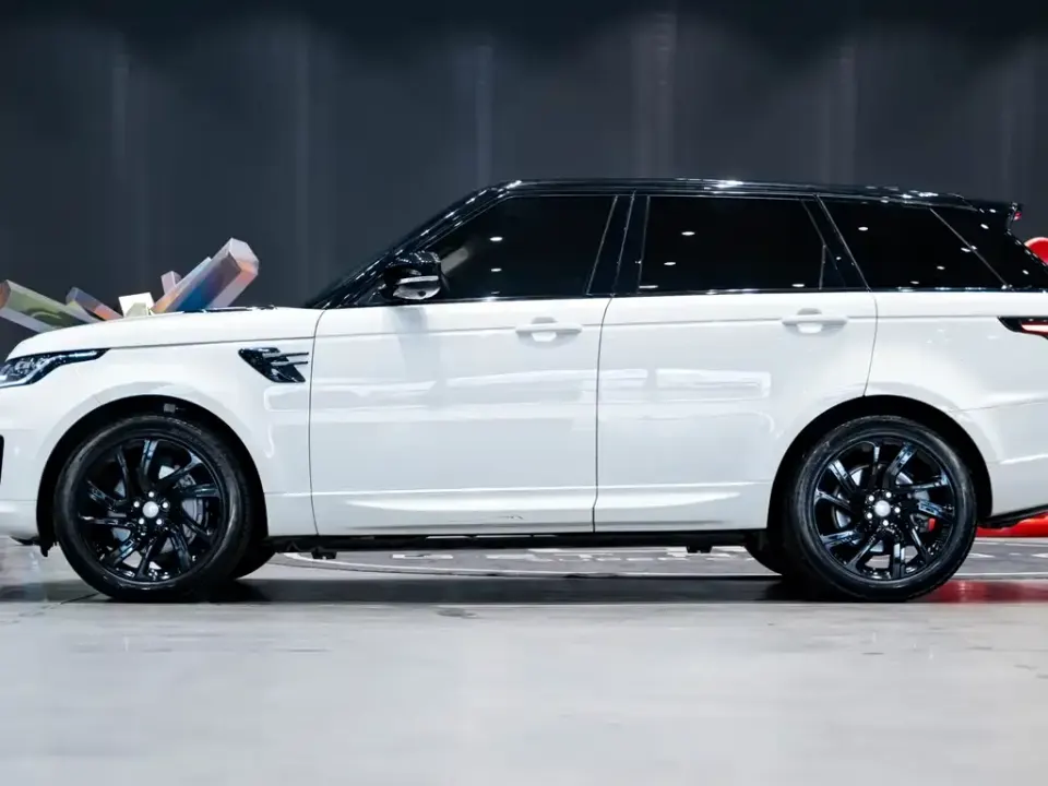 Land Rover Sport