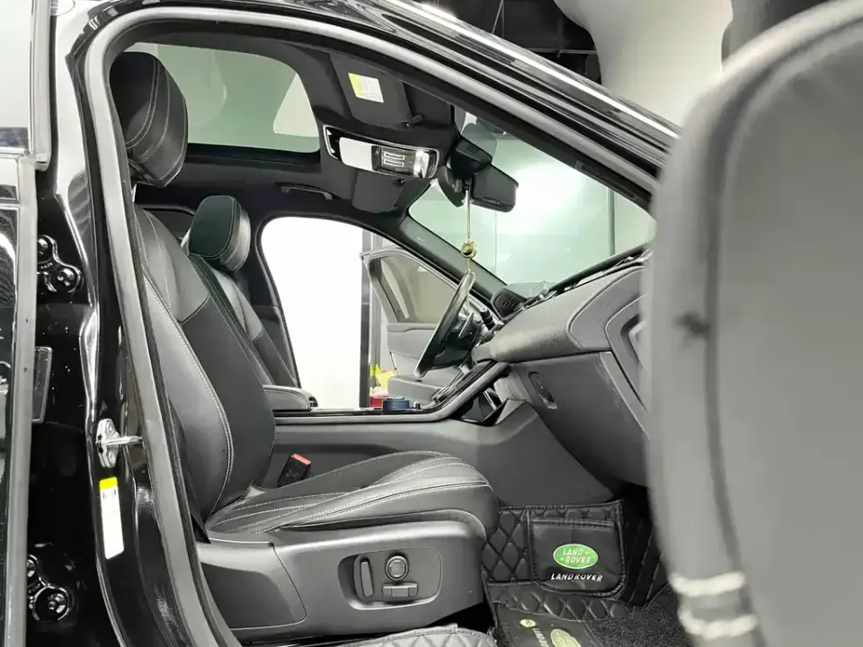 Land Rover Velar