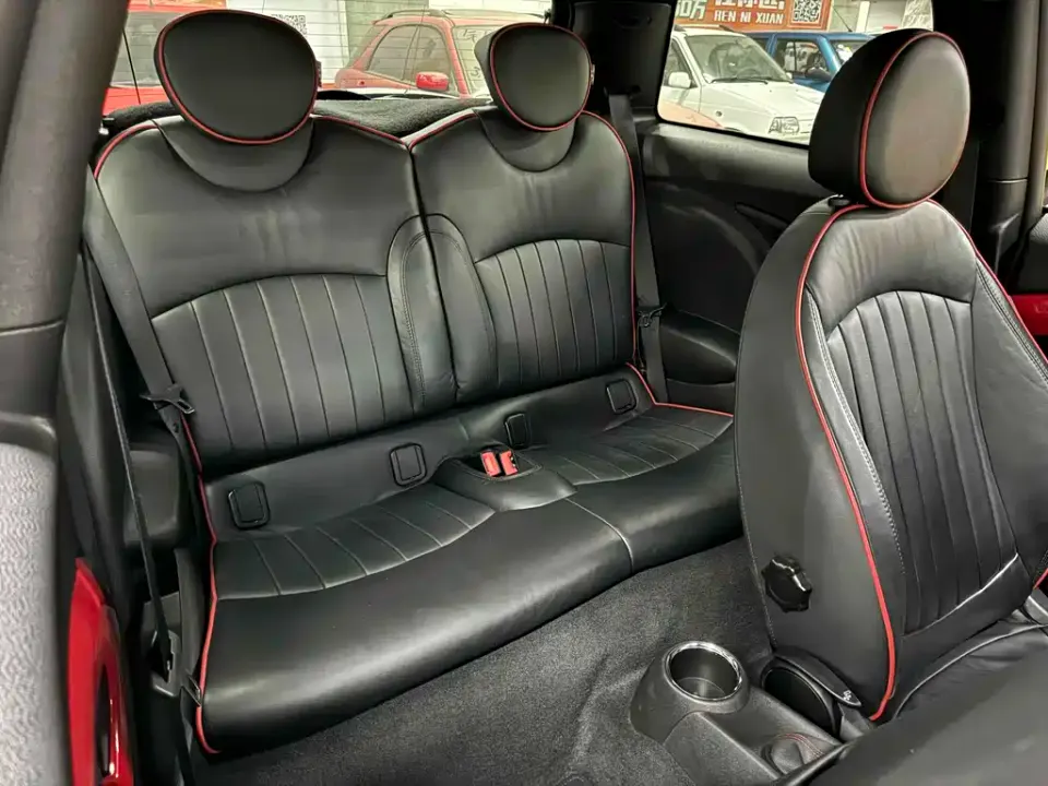 MINI Mini JCW