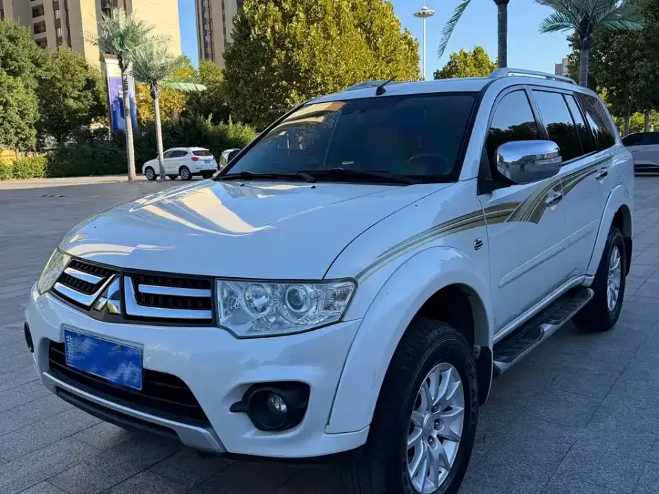 Mitsubishi Pajero Sport