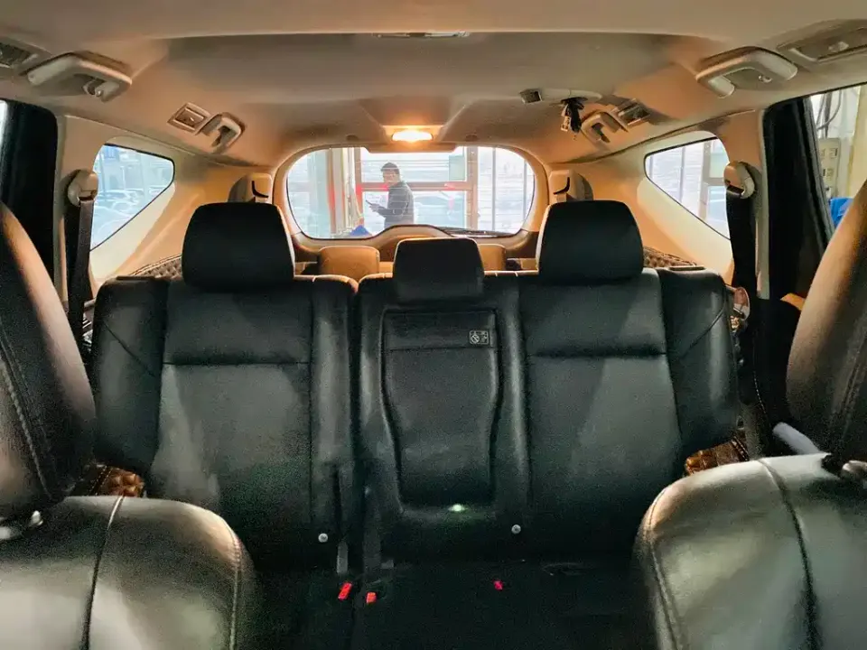 Mitsubishi Pajero Sport (Import)