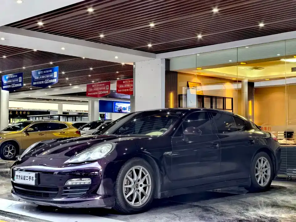 Porsche Panamera