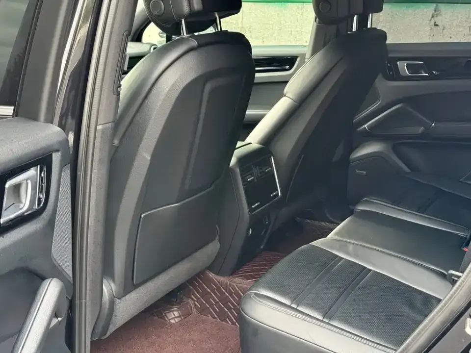 Porsche Cayenne Hybrid