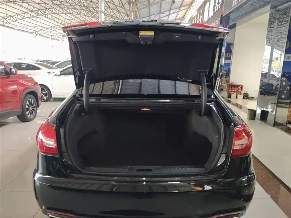 Hongqi Hongqi H7
