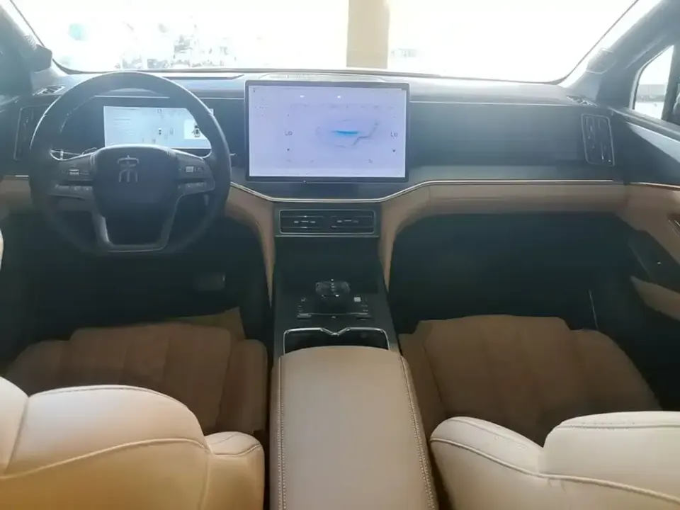 BYD L DM-i
