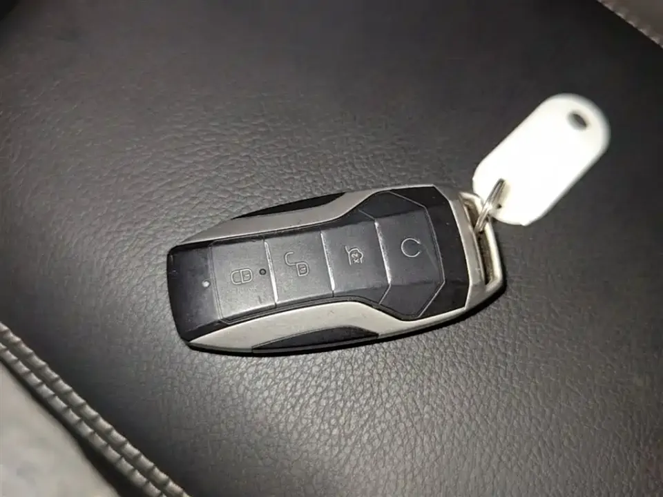 BYD Tang