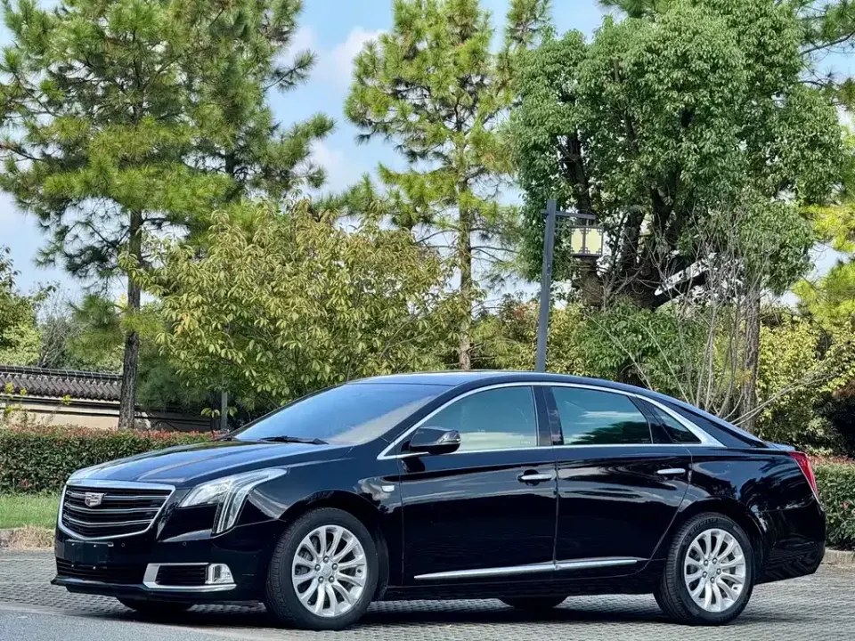 Cadillac XTS