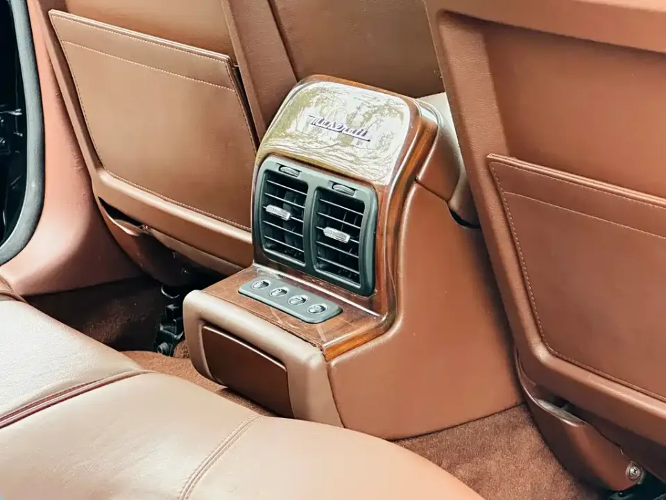Maserati Quattroporte