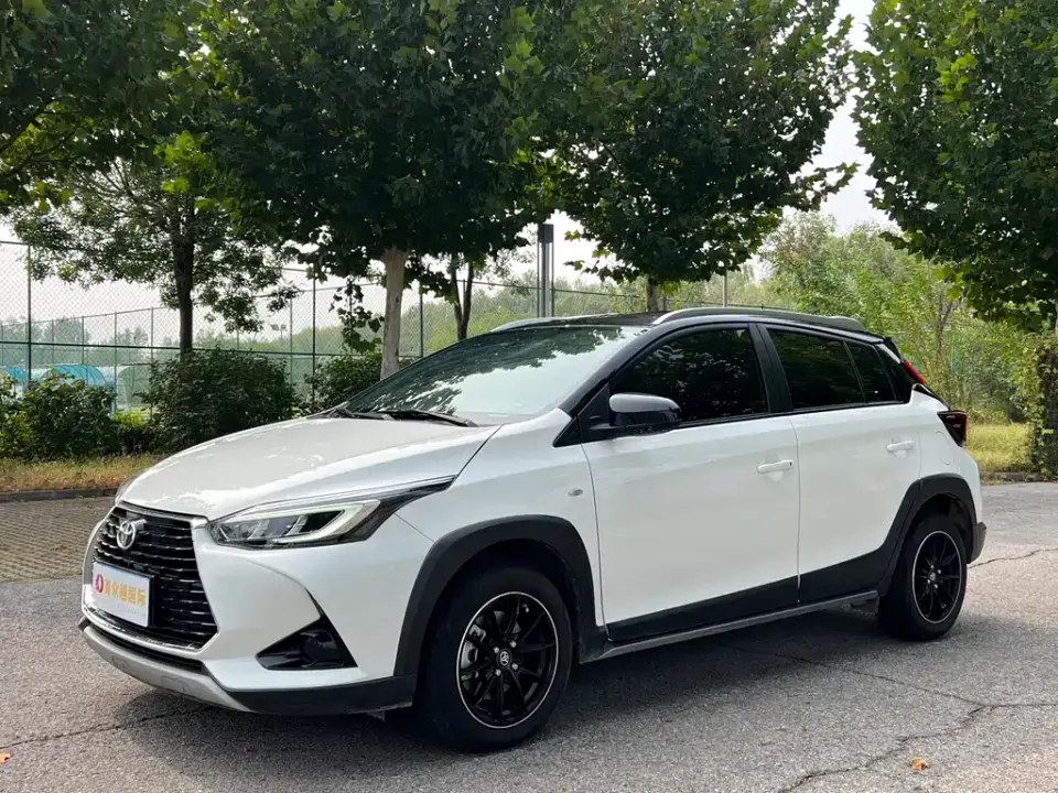 Toyota Yaris L
