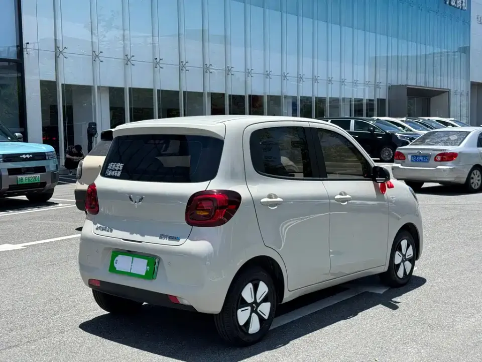 Wuling MINIEV