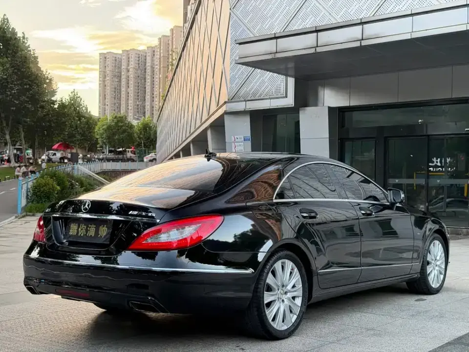 Mercedes-Benz CLS