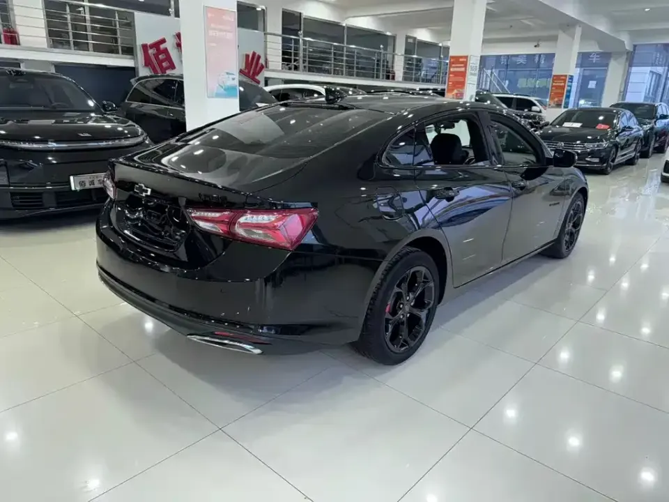Chevrolet Malibu XL
