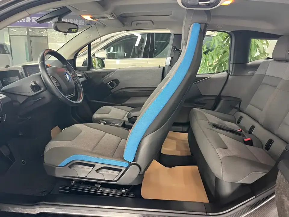 BMW i3 (Import)