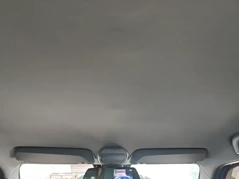Baojun E200