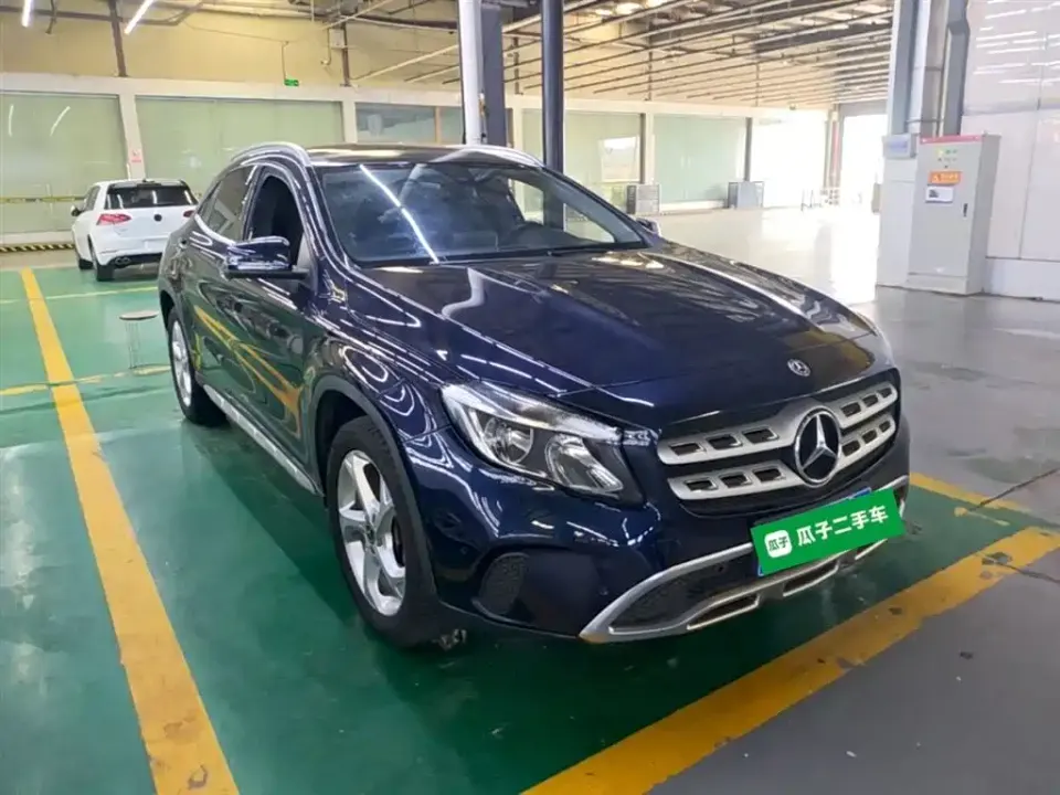 Mercedes-Benz GLA
