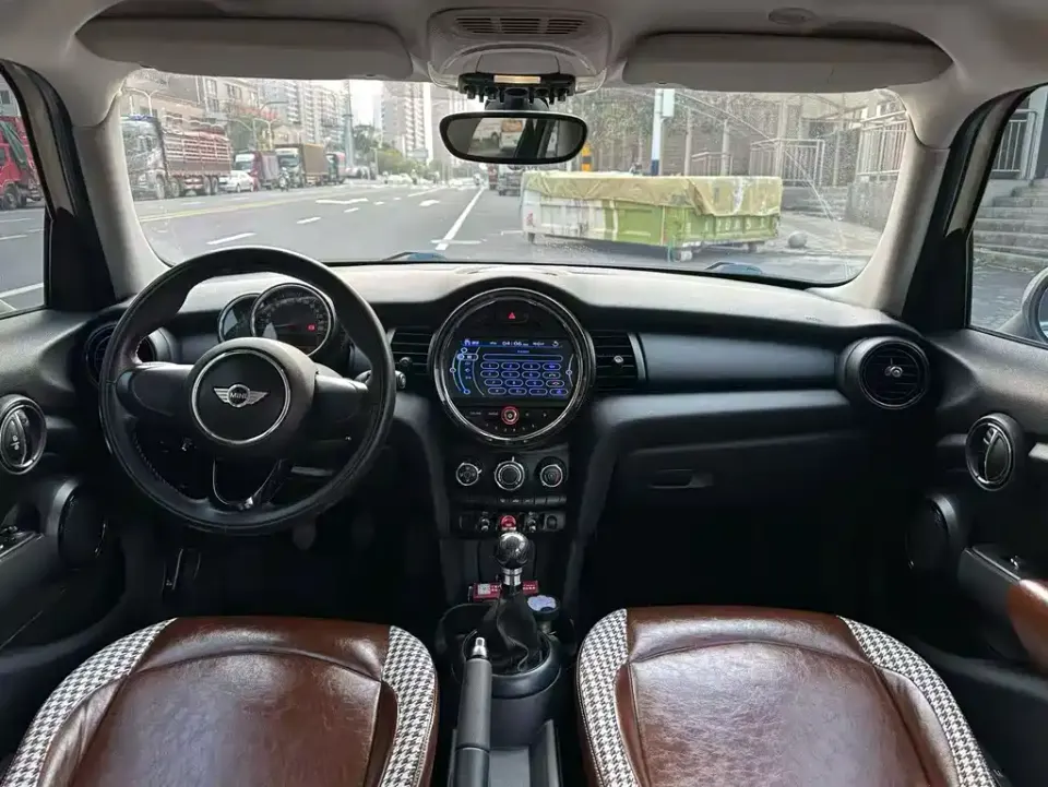 MINI Mini