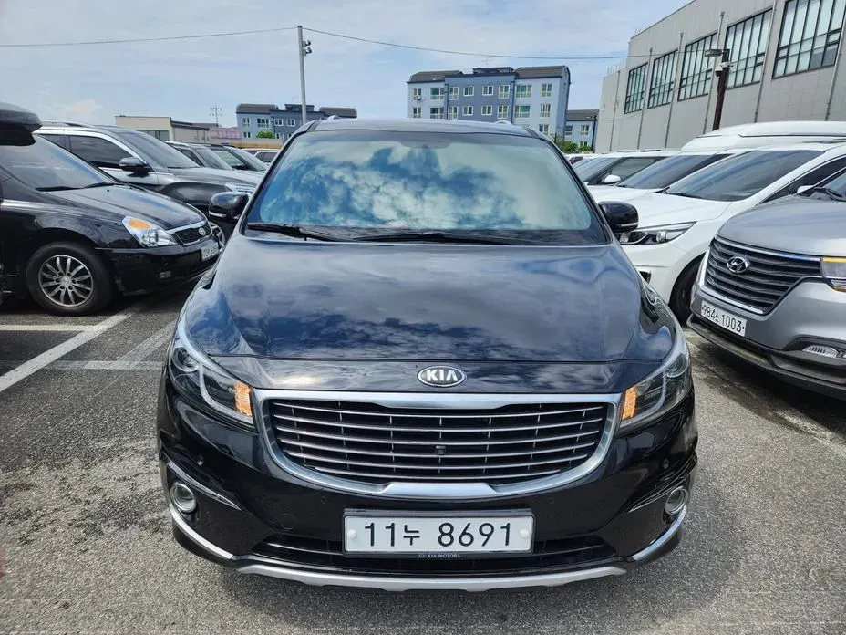 Kia Canival