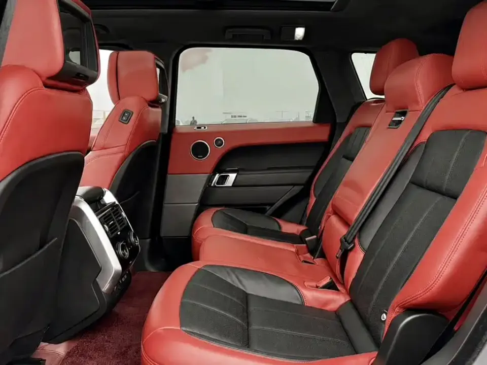 Land Rover Sport