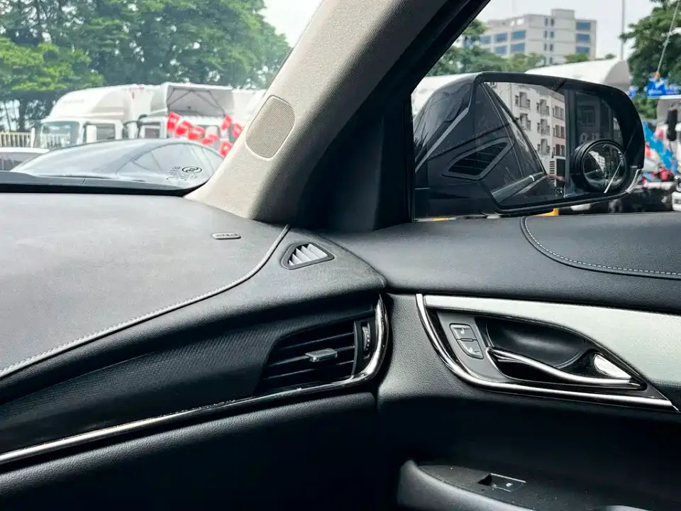 Cadillac ATS-L
