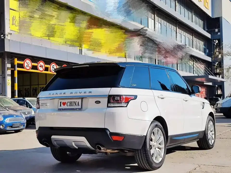 Land Rover Sport