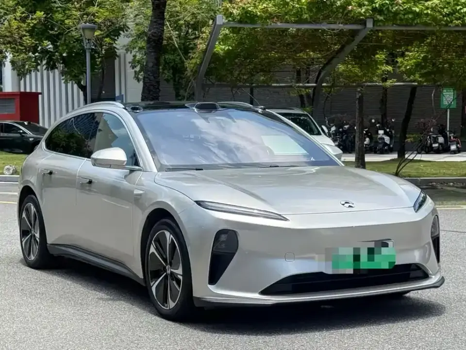 Nio ET5T