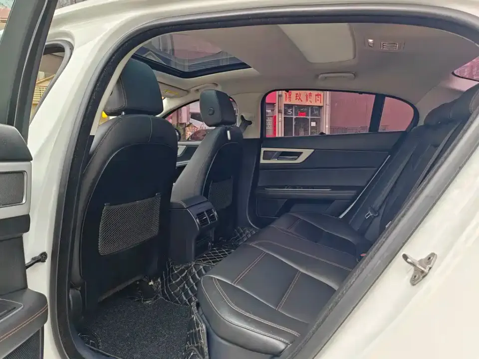 Jaguar XEL