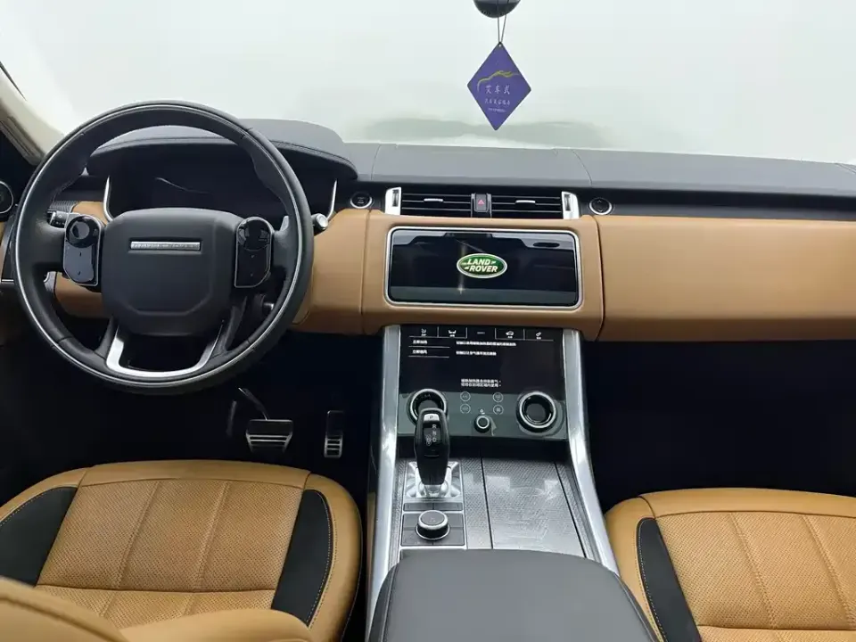 Land Rover Sport