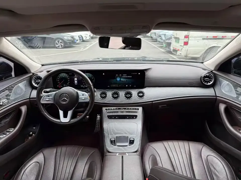 Mercedes-Benz CLS