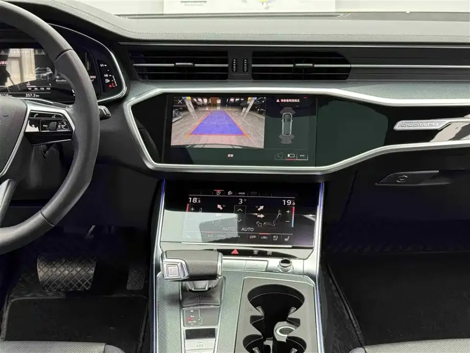 Audi A6 (Import)