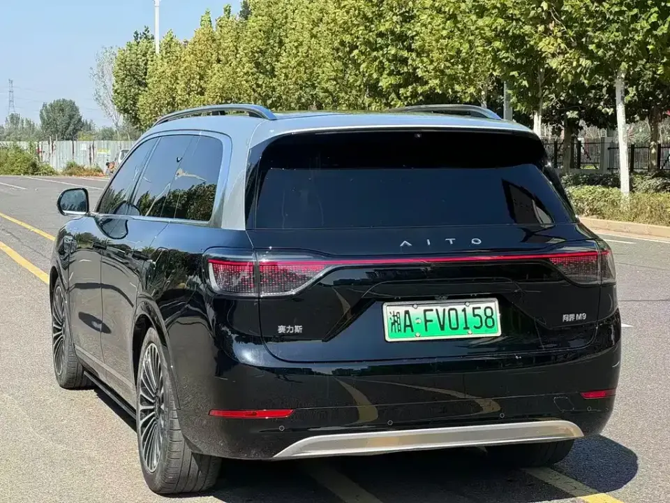 AITO AITO M9