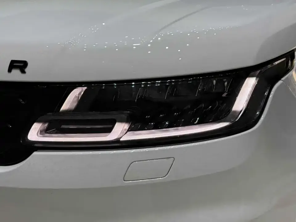 Land Rover Sport