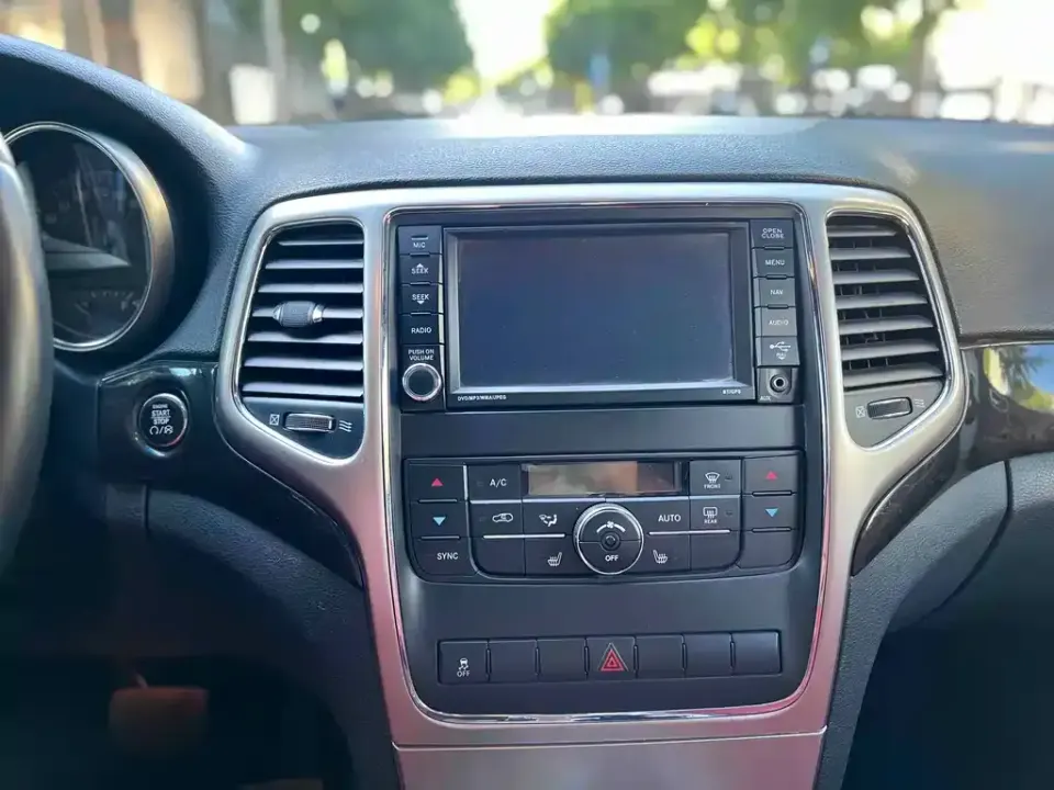 Jeep Grand Cherokee (Import)
