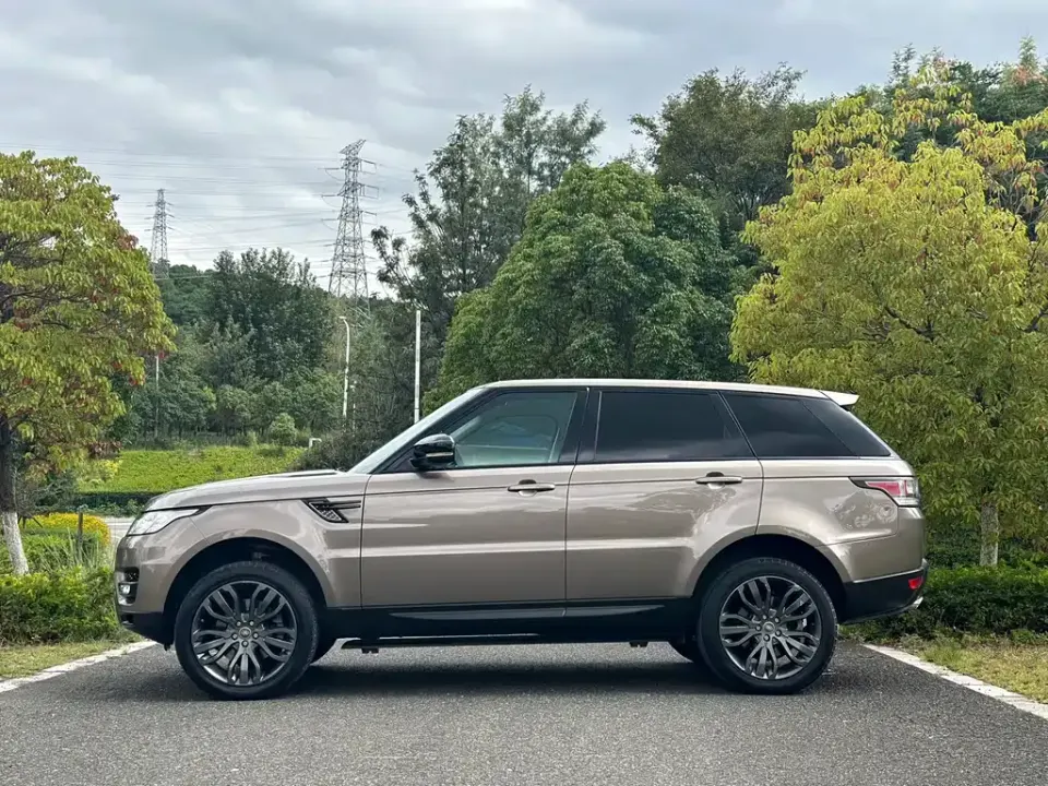 Land Rover Sport